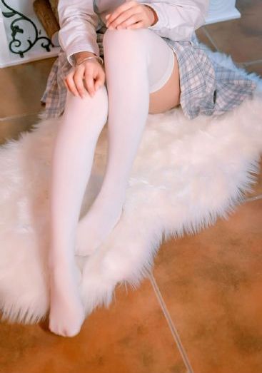 双乳被揉下面湿透了_高清视频在线观看