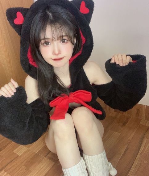 年轻的妻子2_4K影视在线观看