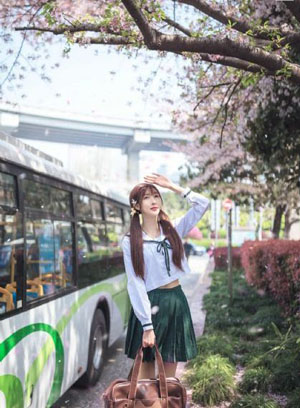 新上任女老师_DVD动漫免费观看