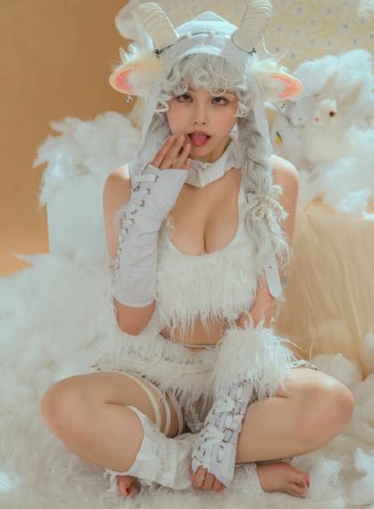 半夜不要照镜子_BD英语电影在线观看