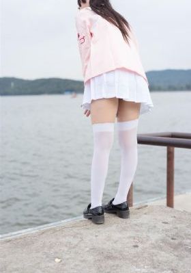 女初中生_国产剧高清完整版播放